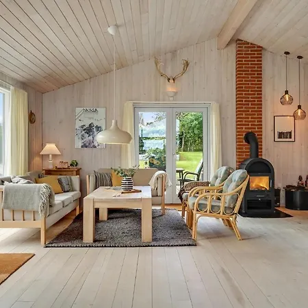 Ferienhaus 3 Bedroom Amazing In Ebeltoft
