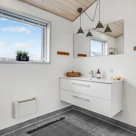 Ferienhaus 3 Bedroom Amazing In Ebeltoft